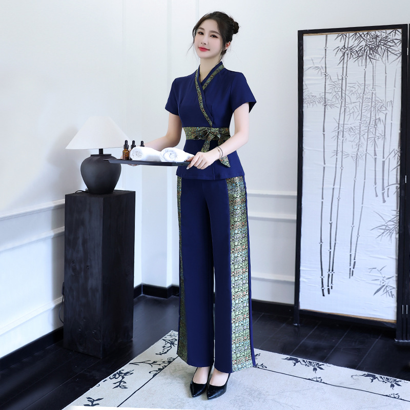 ชุดยูนิฟอร์มพนักงานนวดเท้าสปาส - Spa Wellness Thai บทวิจารณ์และราคา
