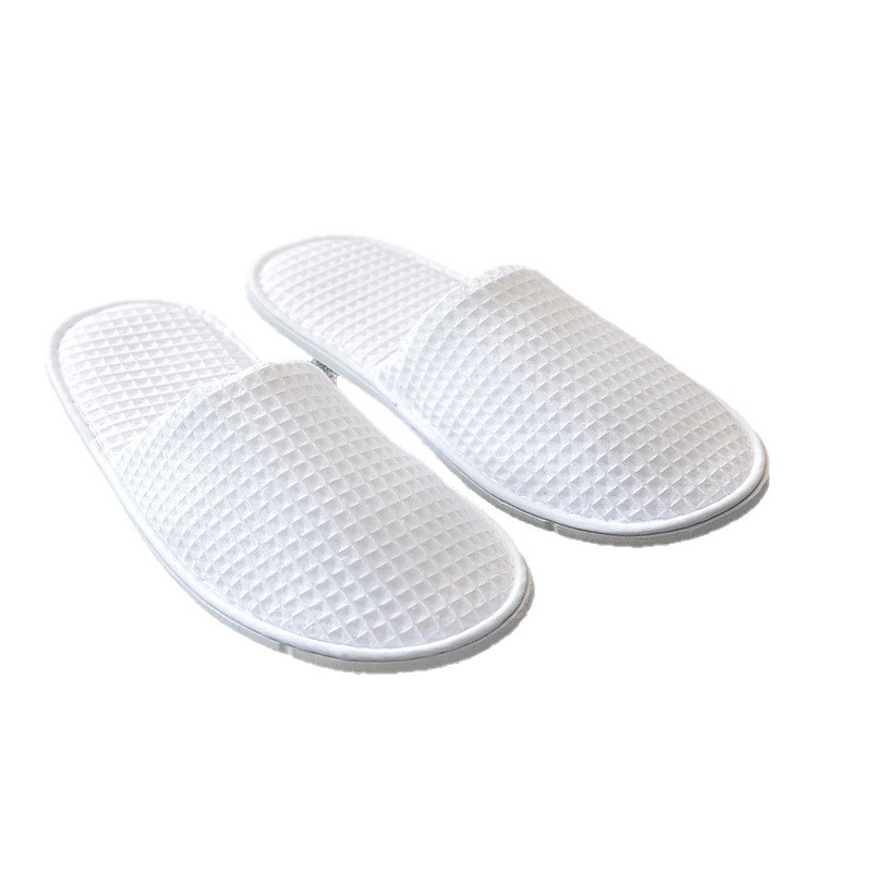 รองเท้าแตะแบบใช้แล้วทิ้งสีขาวล - Spa & Wellness Zámeček Petrovice บทวิจารณ์และราคา